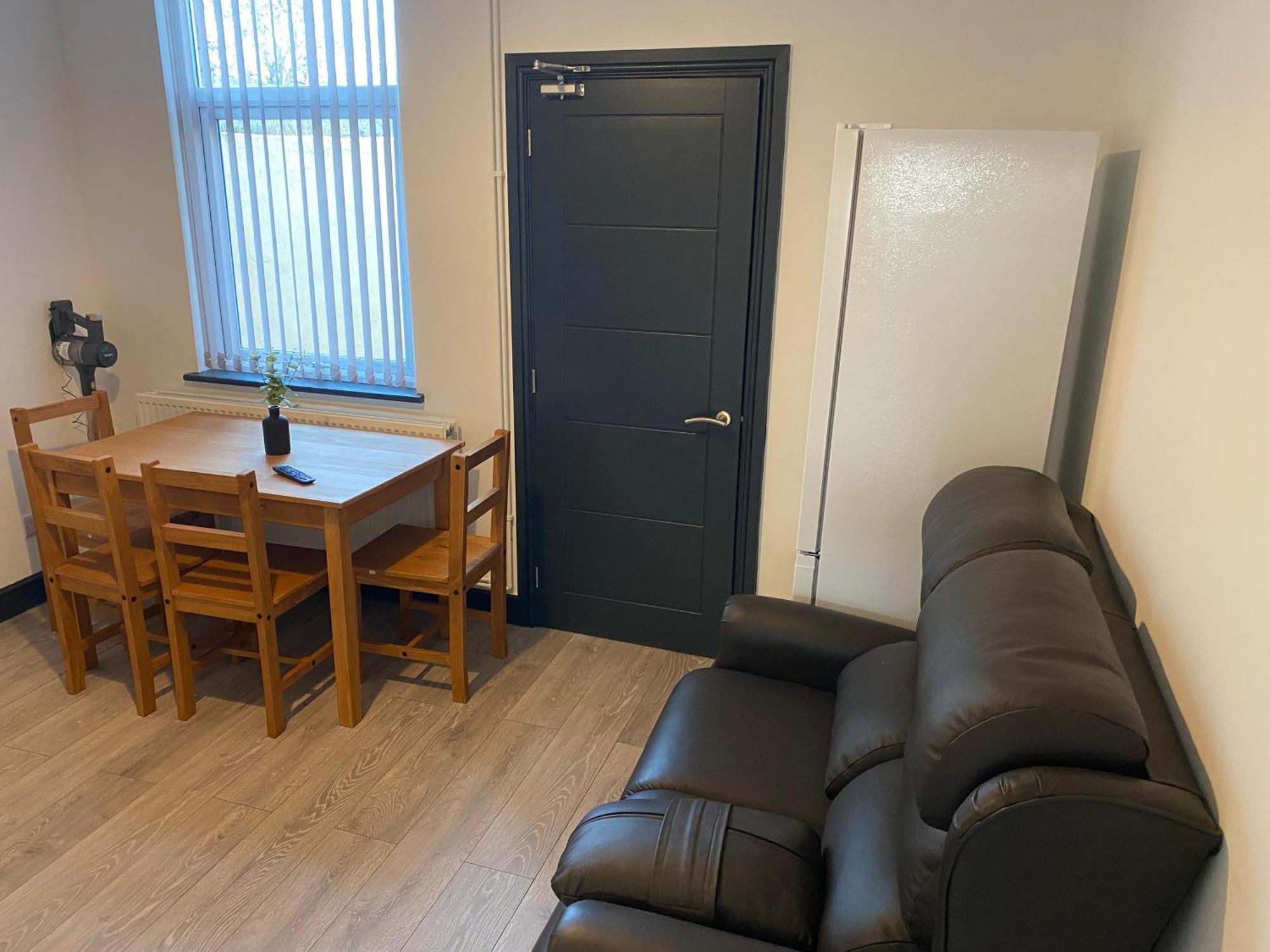 Stoke-on-Trent Houghton Guest House 1 מראה חיצוני תמונה